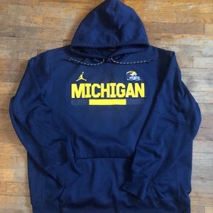 Michigan Wolverines Hoodie XXL
